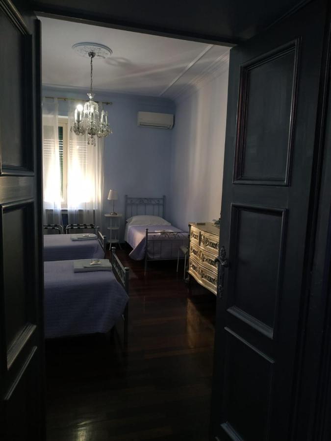 Around The Corner Colosseo B&B Rome Extérieur photo