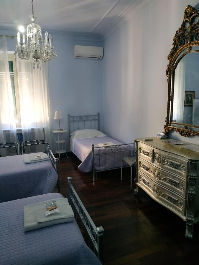 Around The Corner Colosseo B&B Rome Extérieur photo