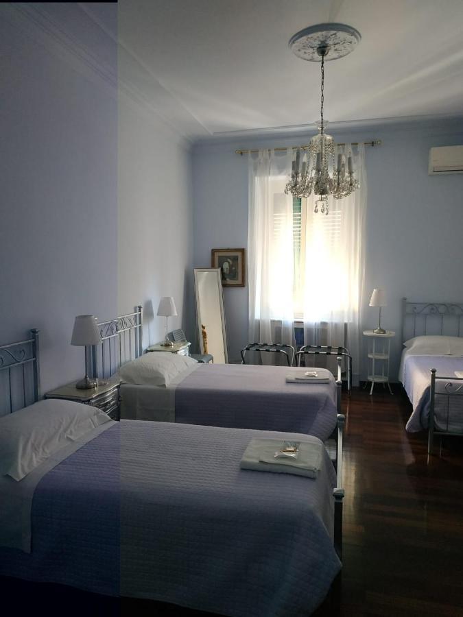 Around The Corner Colosseo B&B Rome Extérieur photo